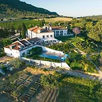 Casa Palmela - Small Luxury Of The World, & מלון שטובל