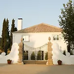 Casa Palmela - Small Luxury Of The World, & מלון שטובל