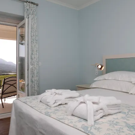 Casa Palmela - Small Luxury Of The World, & Отель Сетубал