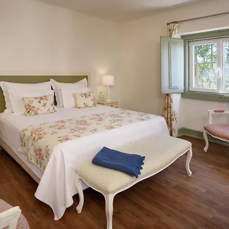 Отель Casa Palmela - Small Luxury Of The World, & Сетубал