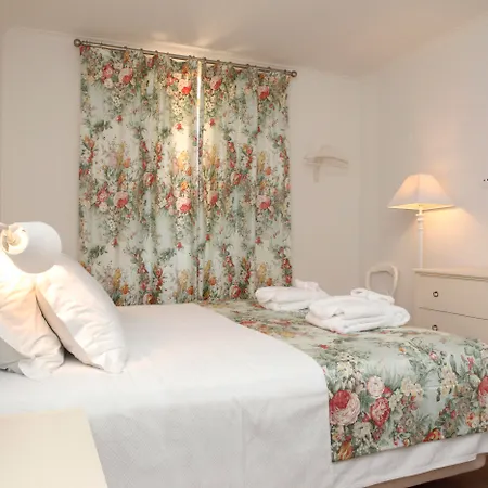 Hotel Casa Palmela - Small Luxury Of The World, &