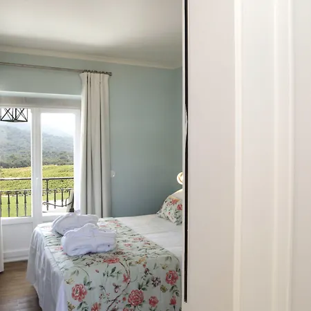 Отель Casa Palmela - Small Luxury Of The World, & Сетубал