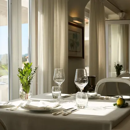 Hotel Casa Palmela - Small Luxury Of The World, & Setúbal