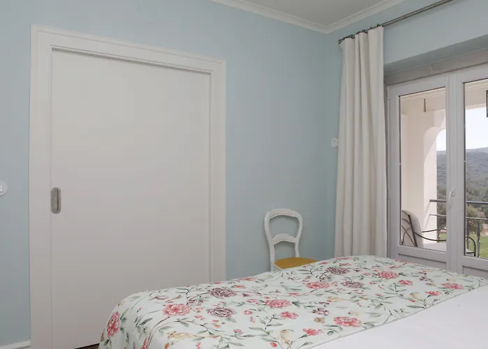 Hotel Casa Palmela - Small Luxury Of The World, &